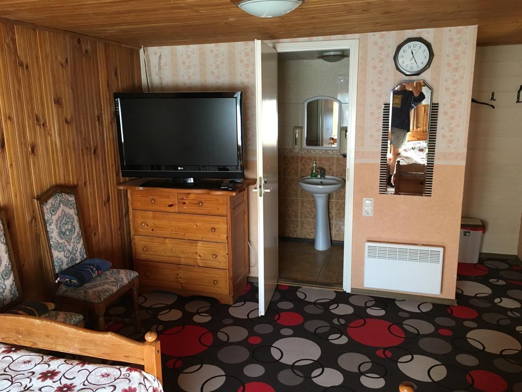 Tolli Hostel & Holiday House วาลกา ภายนอก รูปภาพ